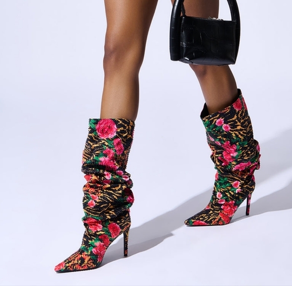 AZALEA WANG "FORBIDDEN GARDEN" Vibrant Floral Heeled Boots - Picture 4 of 7